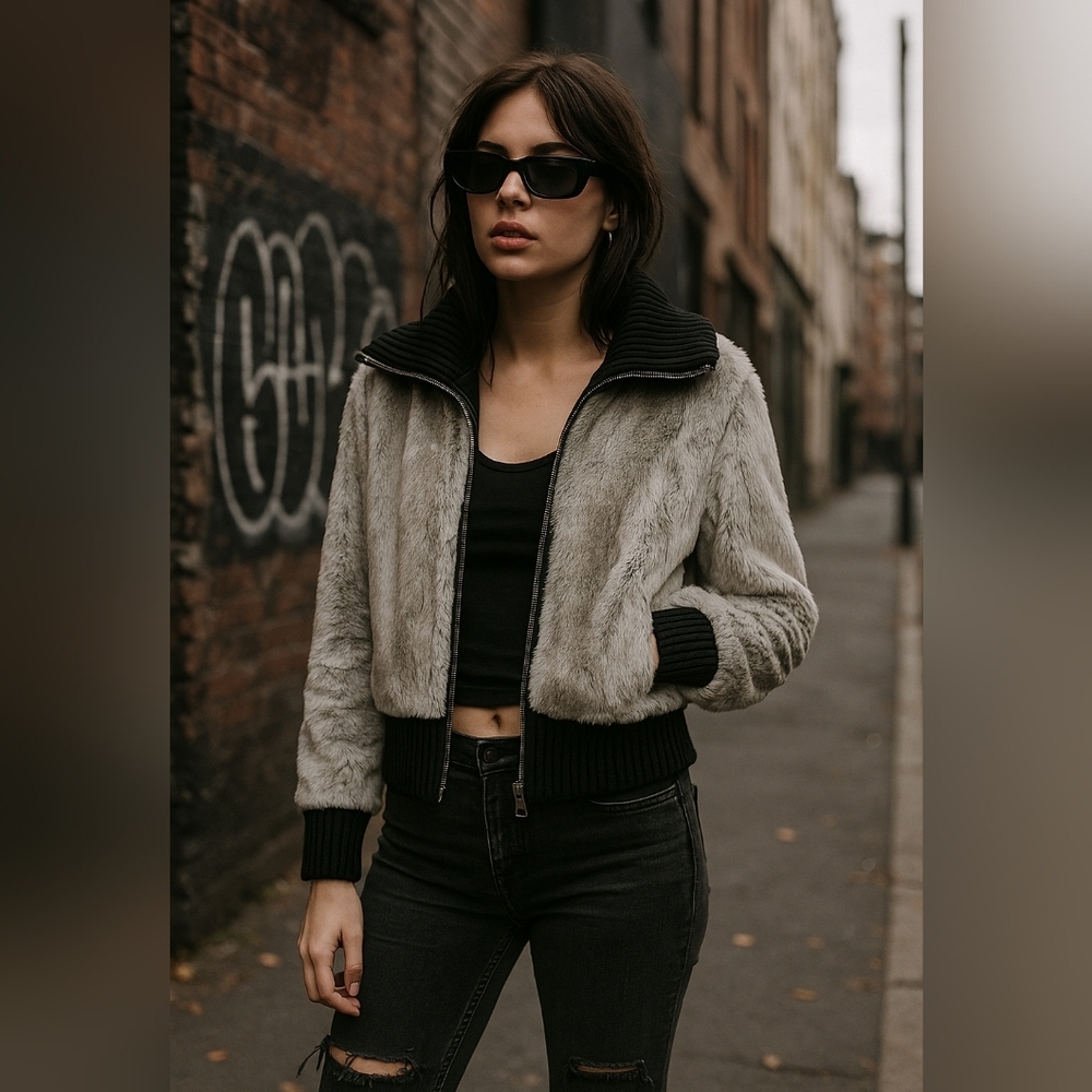 Yoki Sherling Fur Zip Jacket | Indie Sleaze Streetwear Soft Gray Faux Fur Size